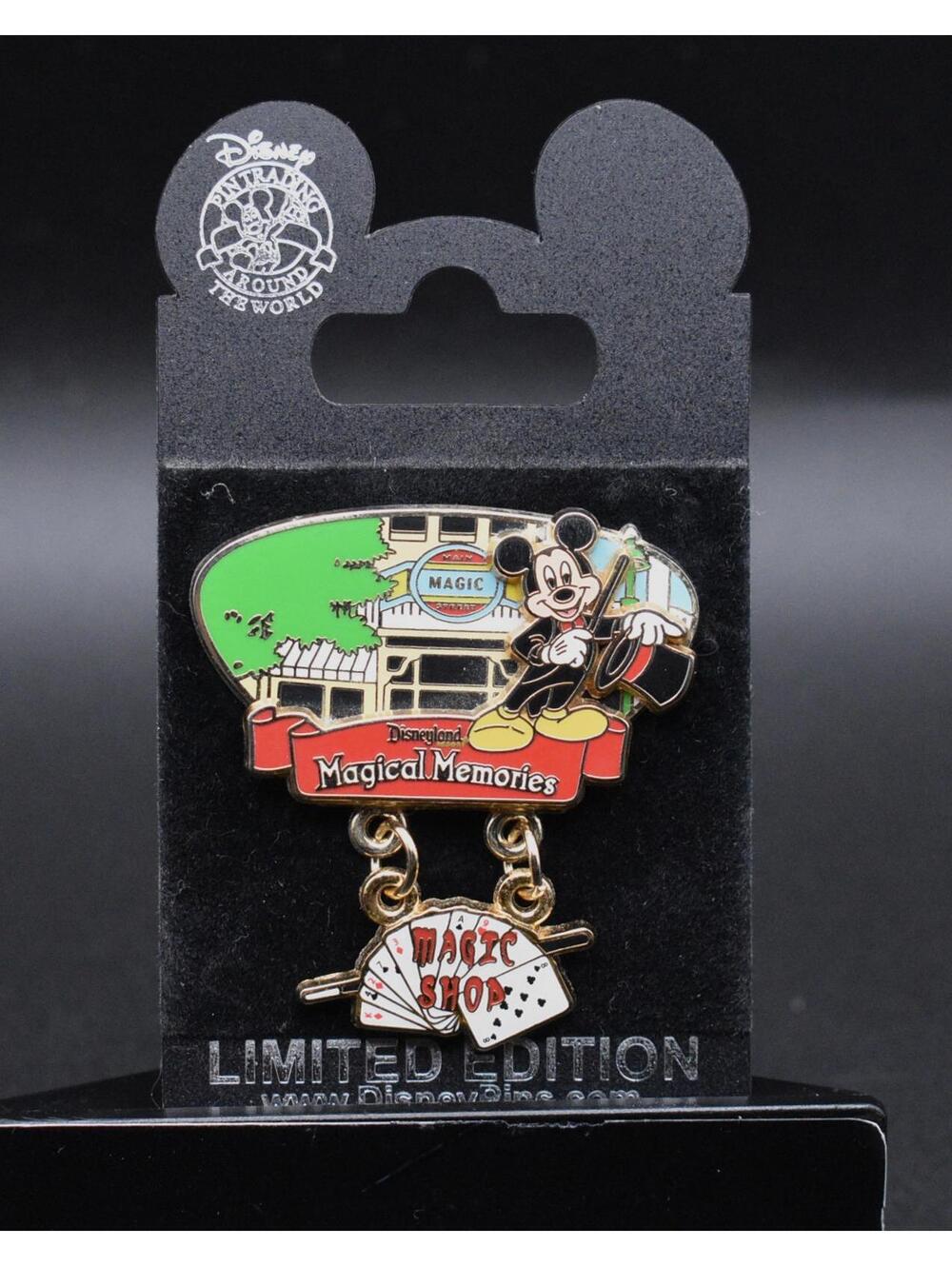 Disney DLR Magical Memories Magic Shop Mickey Mouse Magician LE 1000 Pin (C3)